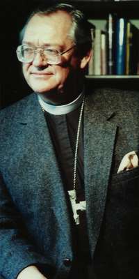 Everett L. Fullam, American Episcopalian priest., dies at age 82